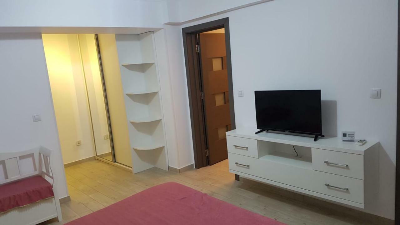 Tina Apartament 2 Craiova Esterno foto